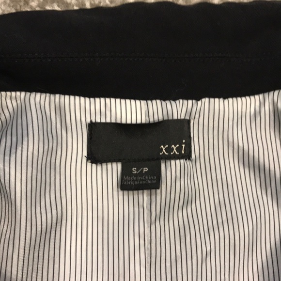 Forever 21 black fitted blazer - Picture 6 of 6